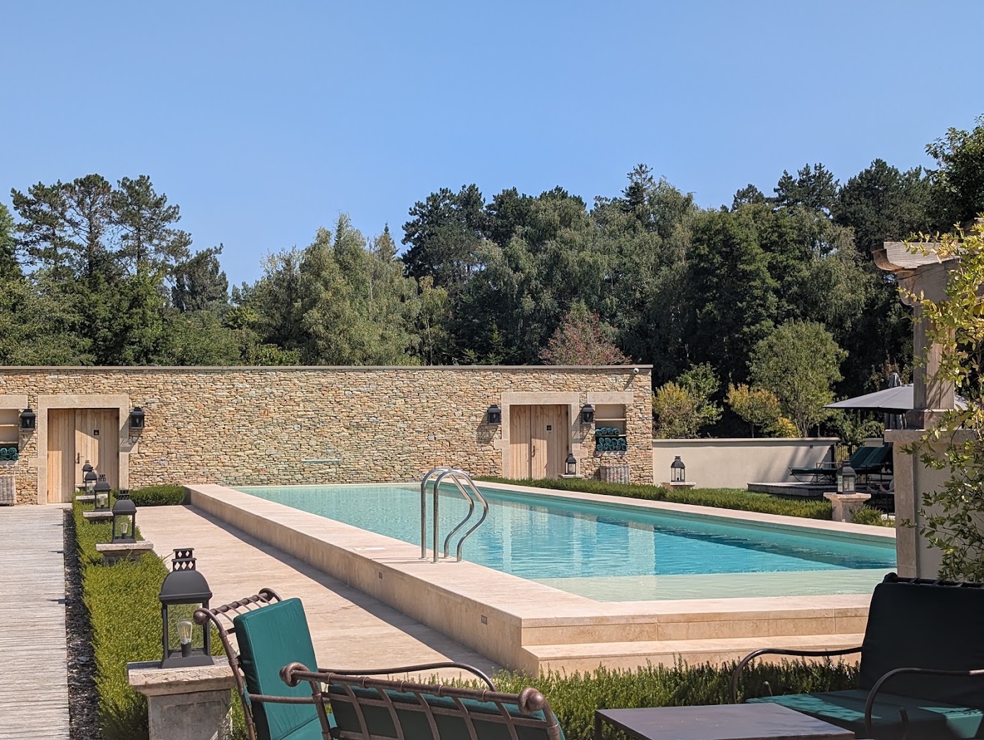 Hostellerie de Levernois, dog-friendly hotel, photo 4