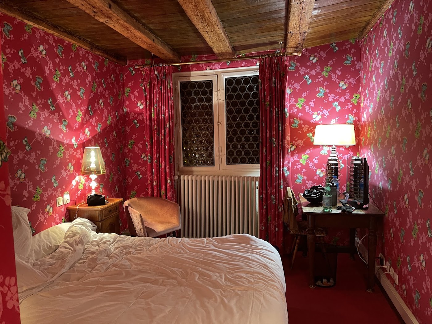 Hostellerie des Deux Clefs, dog-friendly hotel, photo 3