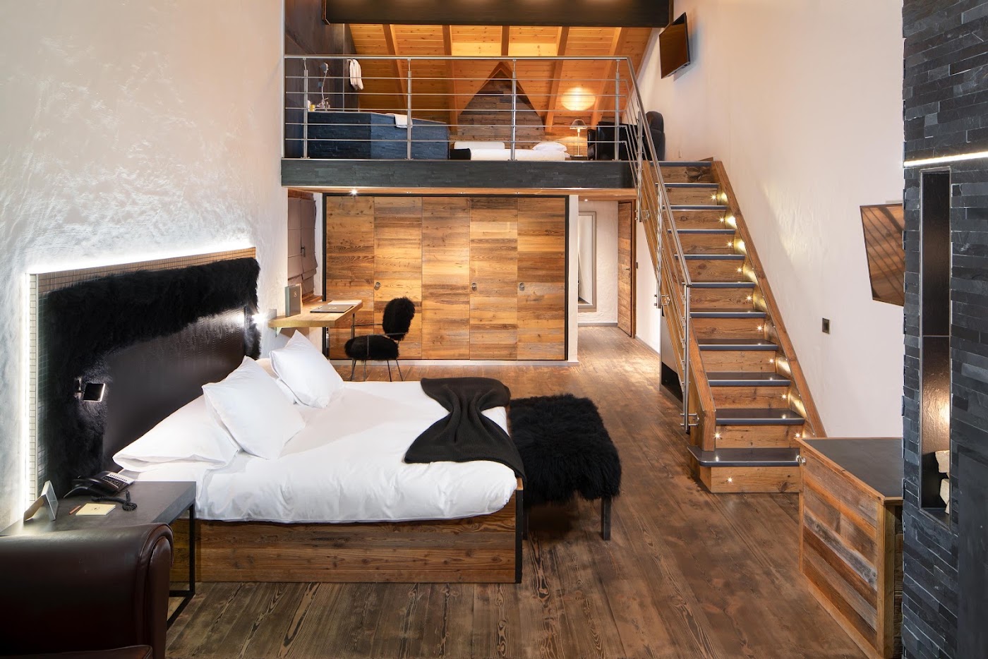 Hostellerie du Pas de l'Ours, dog-friendly hotel, photo 3