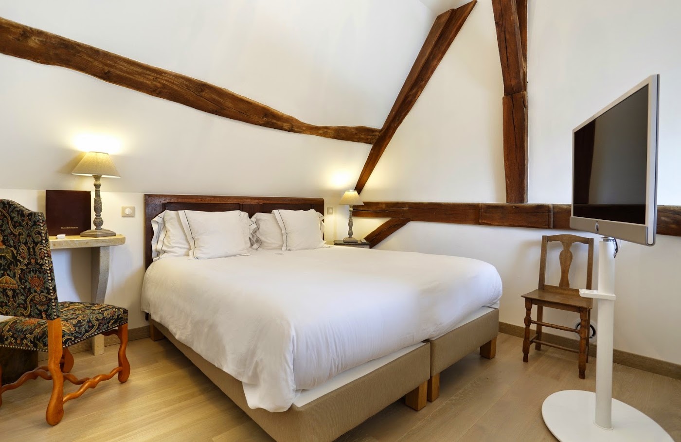 Hôtel Abbaye de Maizières, dog-friendly hotel, photo 3