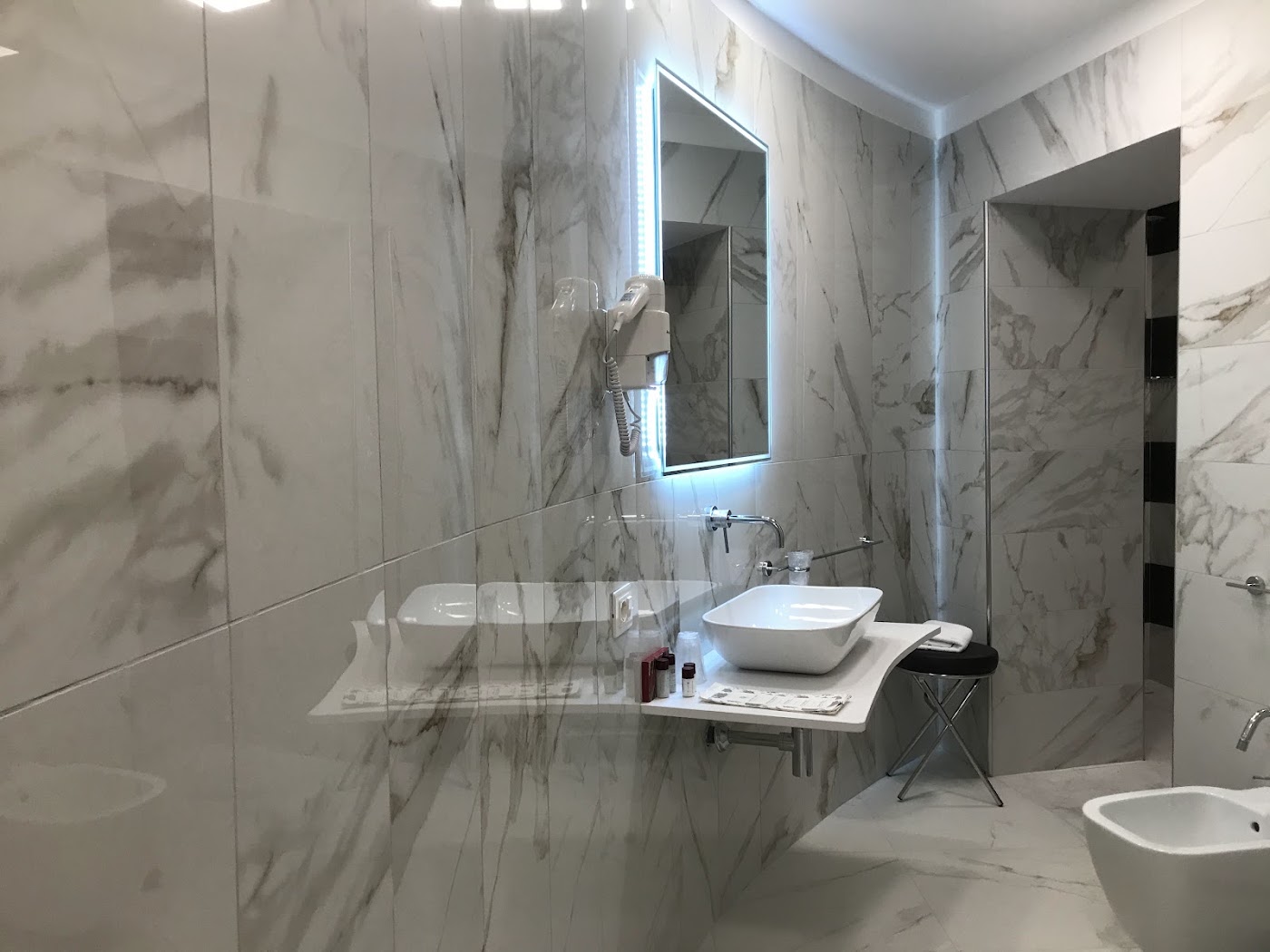 Hotel Art Resort Galleria Umberto, dog-friendly hotel, photo 4