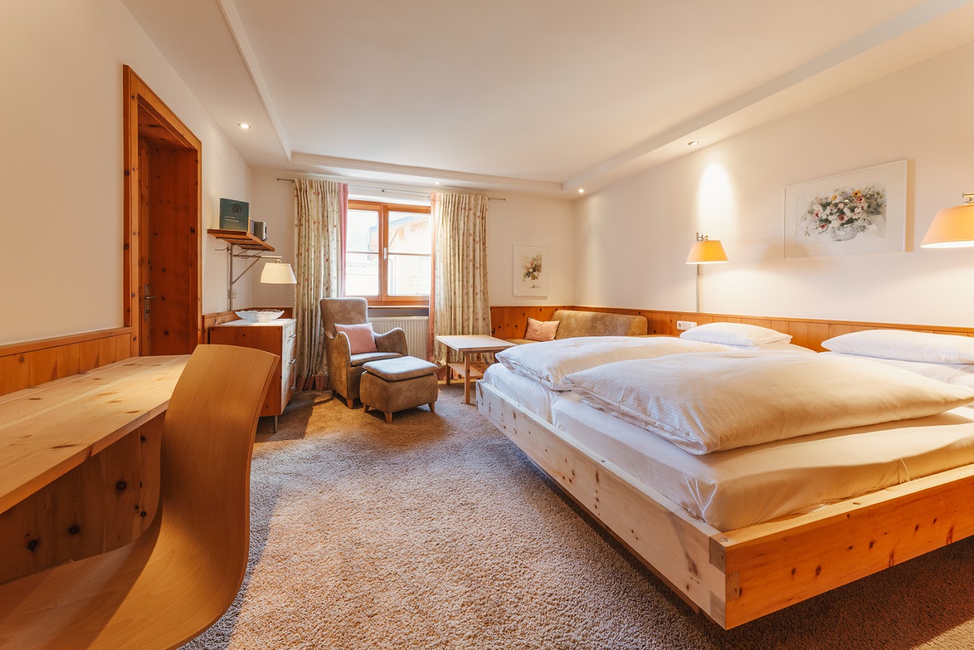 Hotel Aurora, dog-friendly hotel, photo 4