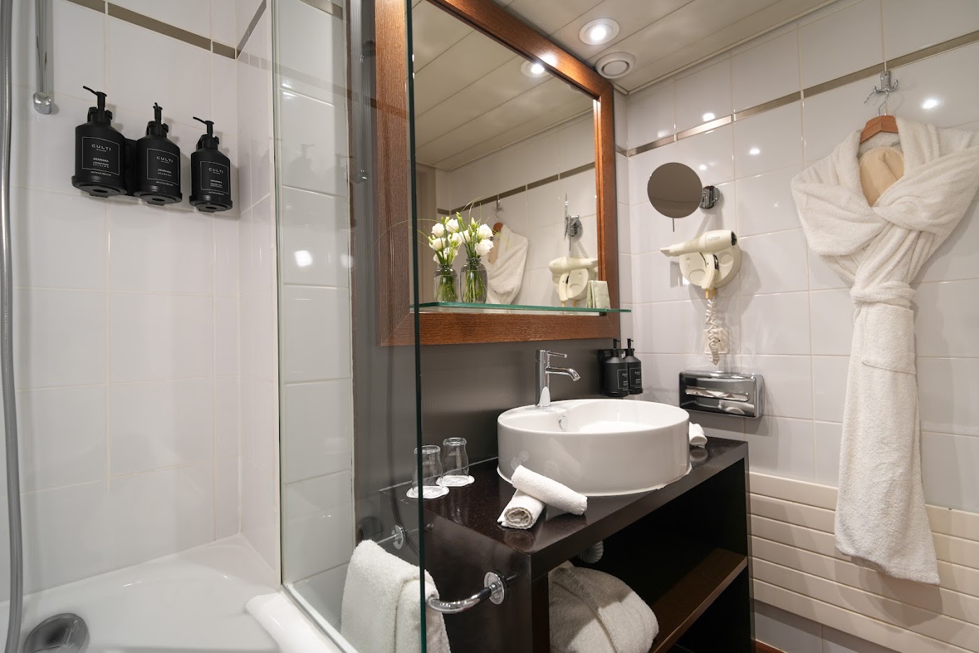 Hotel Auteuil Manotel, dog-friendly hotel, photo 4