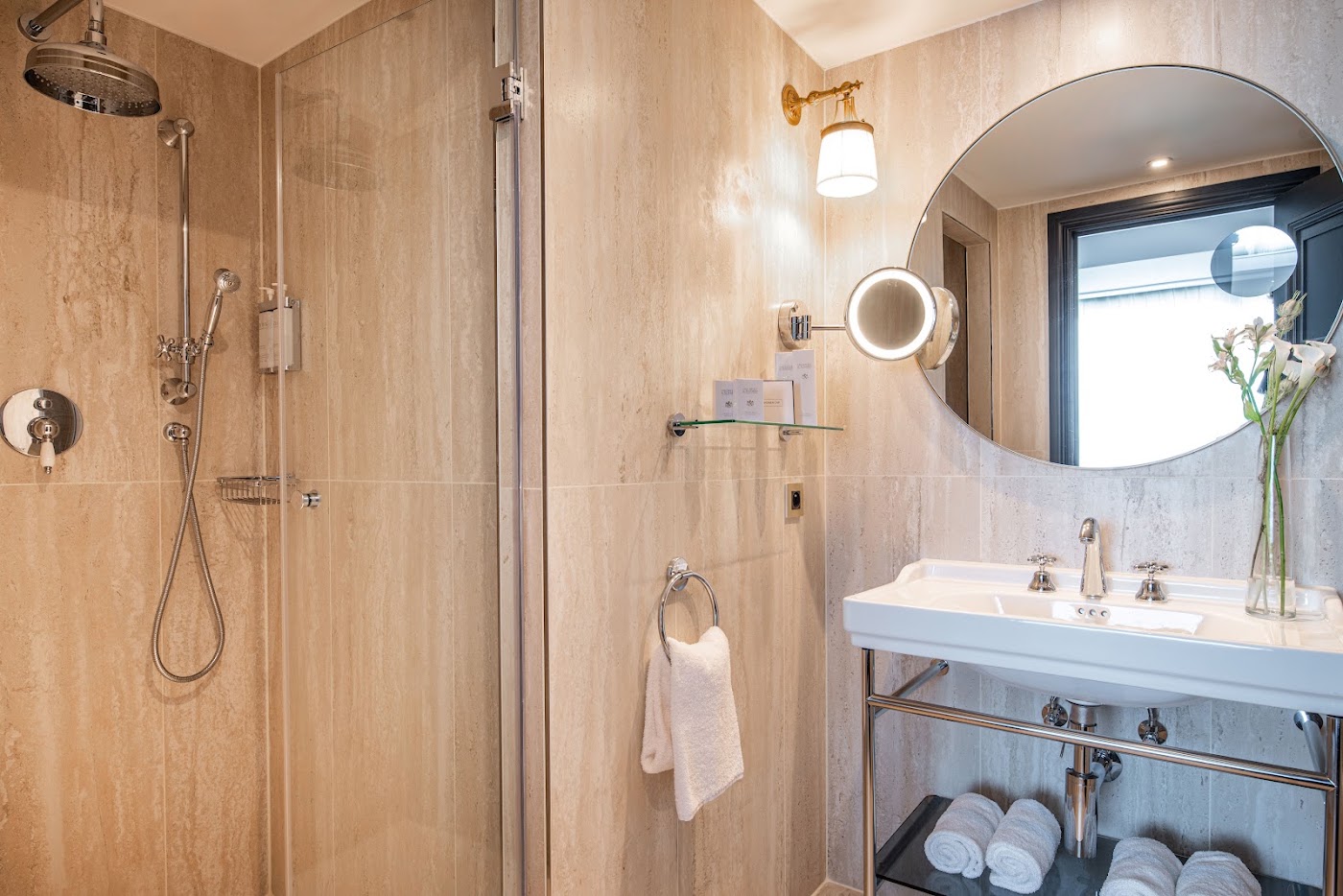 Hotel Barsey by Warwick, dog-friendly hotel, photo 4