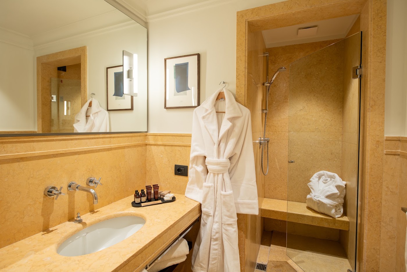 Hotel Brun, dog-friendly hotel, photo 4
