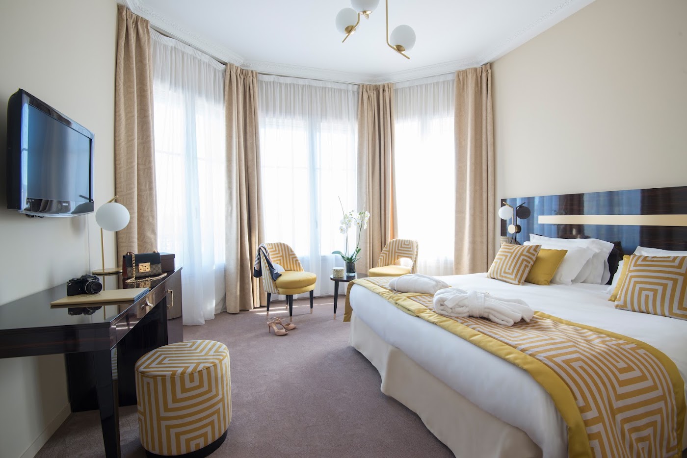 Hotel Carlton, dog-friendly hotel, photo 3