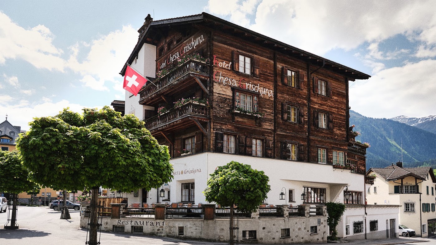 Hotel Chesa Grischuna, dog-friendly hotel in Graubunden