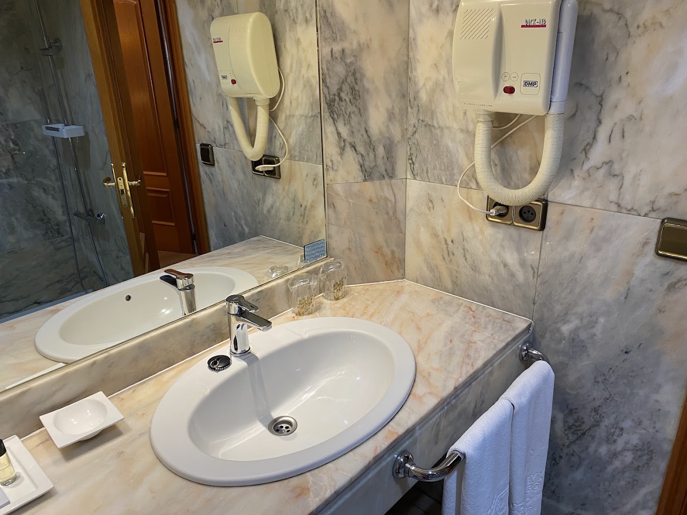 Hotel Ciudad de Vigo, dog-friendly hotel, photo 4