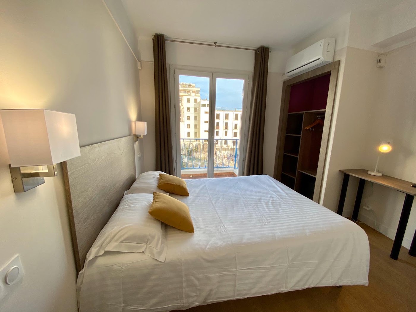 Hôtel Courbet, dog-friendly hotel, photo 3