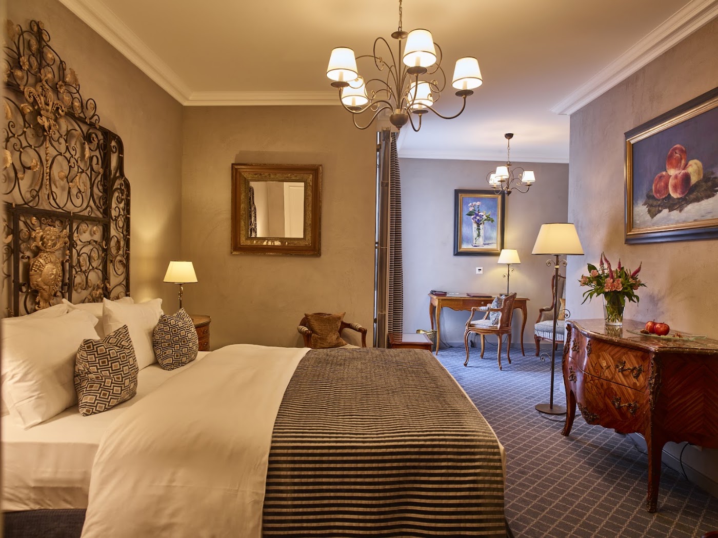 Hôtel de la Cigogne, dog-friendly hotel, photo 3