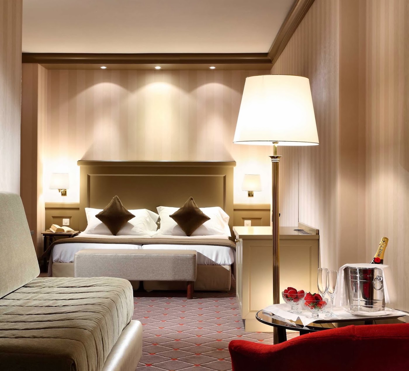 Hotel De La Paix, dog-friendly hotel, photo 2