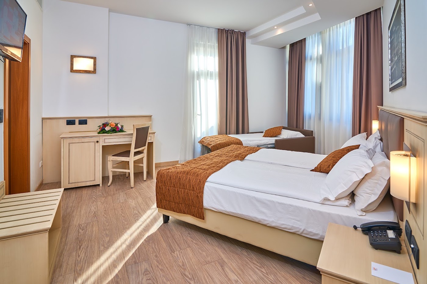 Hotel Europa SkyPool & Panorama, dog-friendly hotel, photo 3