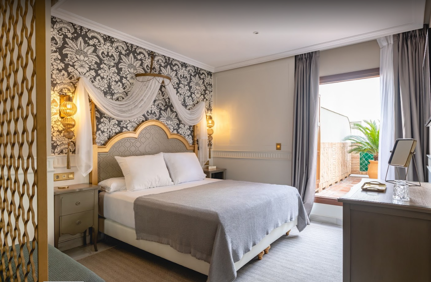 Hotel Gravina 51, dog-friendly hotel, photo 2