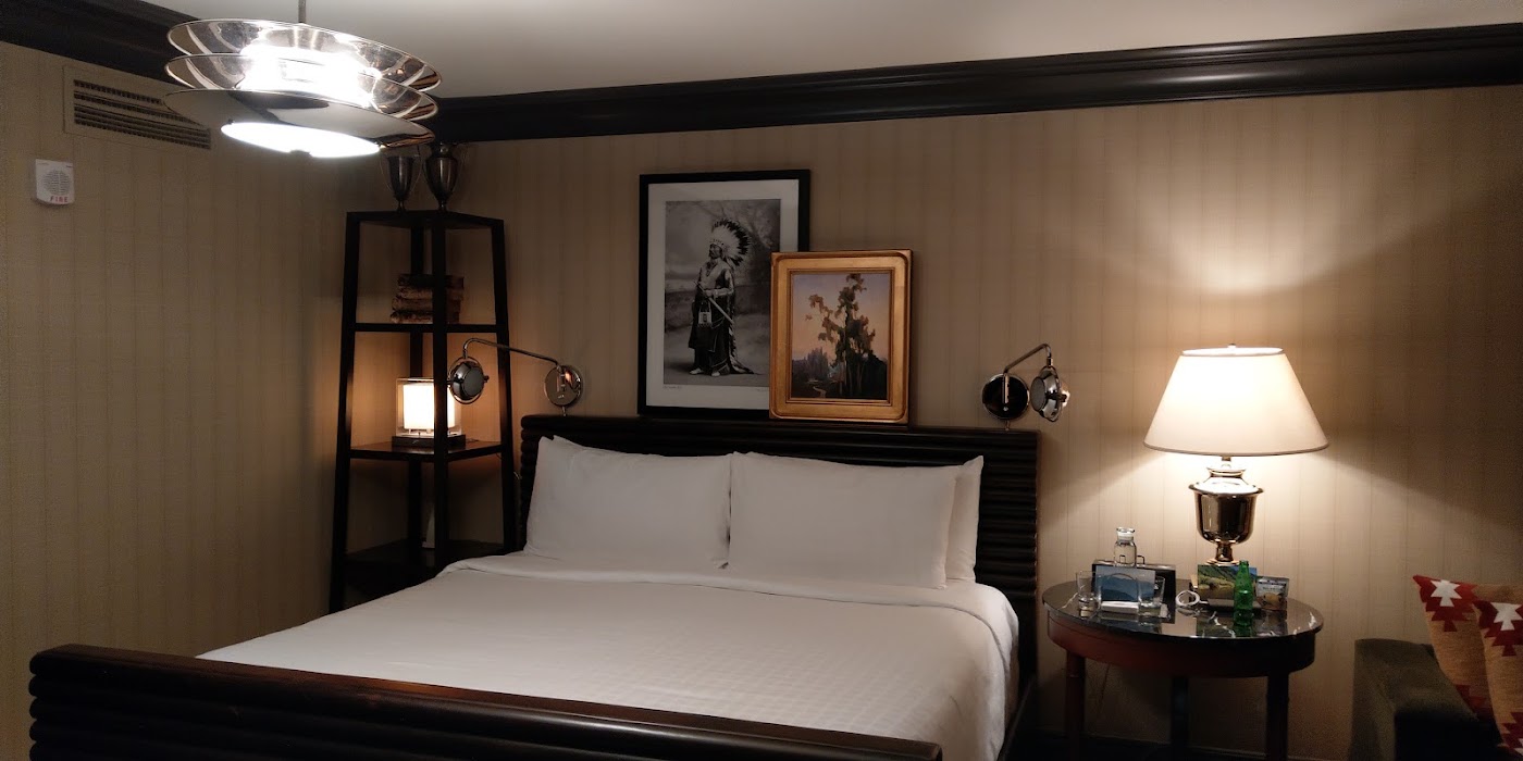 Hotel Jerome, Auberge Resorts Collection, dog-friendly hotel, photo 2
