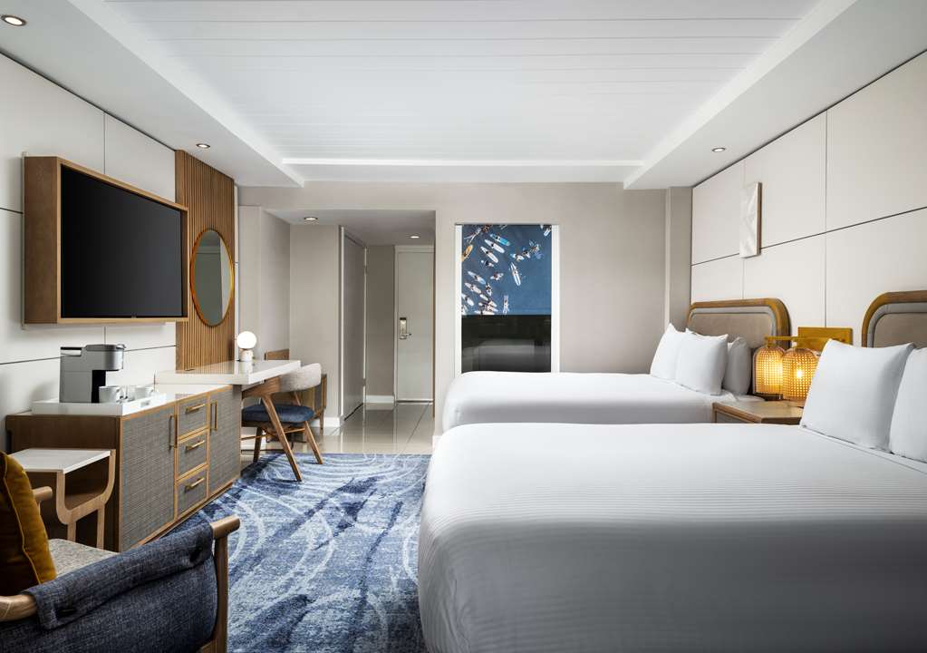 Hotel La Jolla, Curio Collection by Hilton, dog-friendly hotel, photo 2