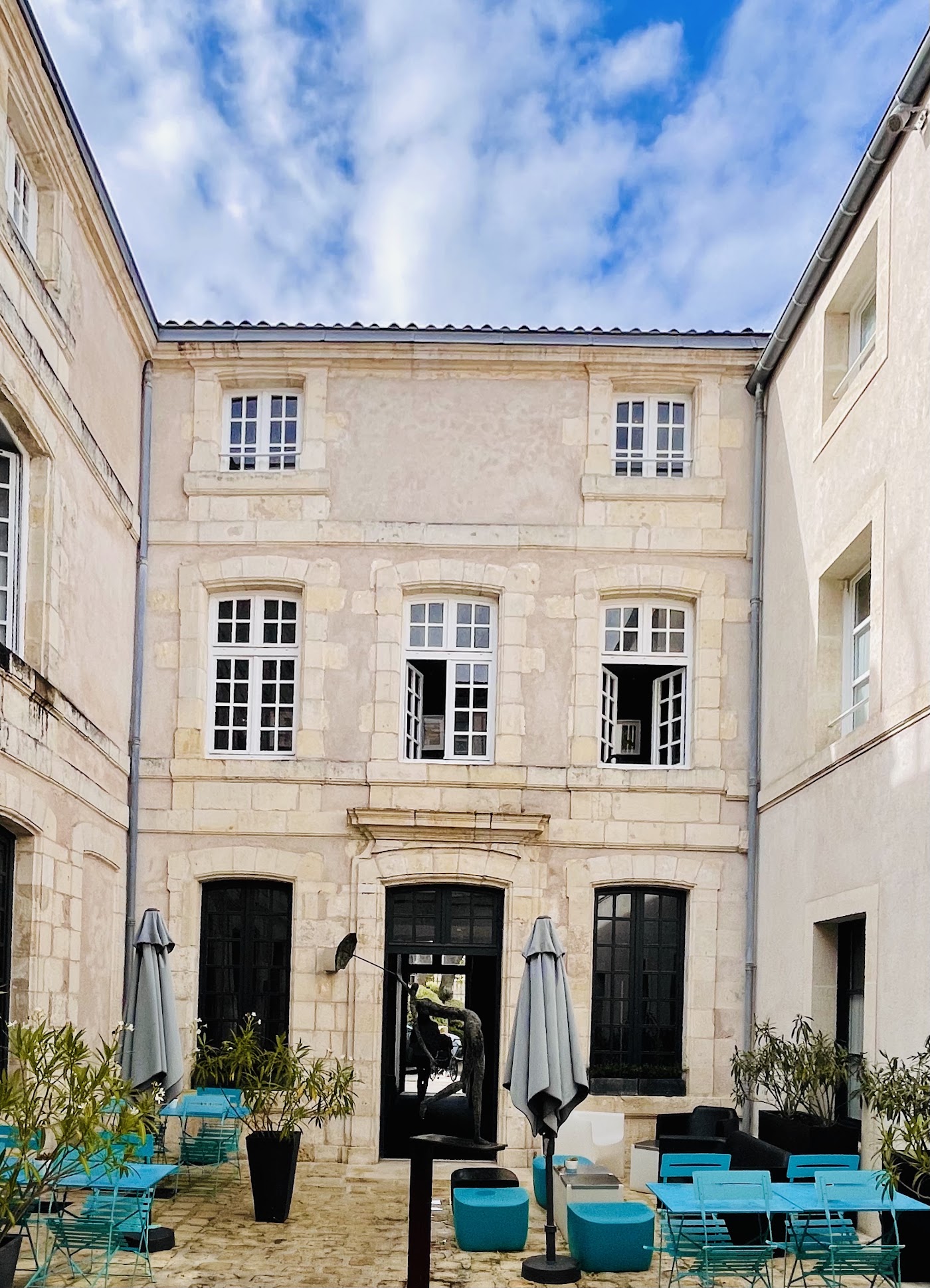 Hôtel La Monnaie Art & Spa, dog-friendly hotel, photo 5