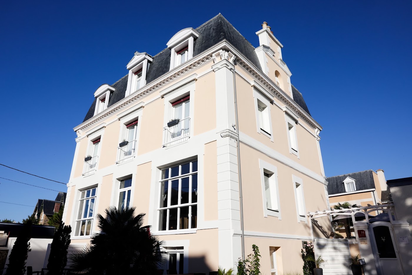 Hôtel La Villefromoy, dog-friendly hotel, photo 2