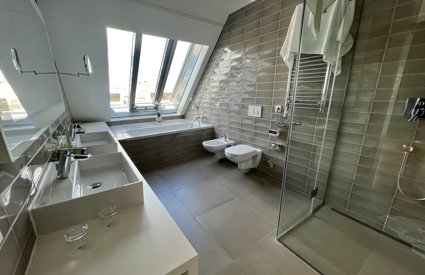 Hotel Moments Budapest, dog-friendly hotel, photo 3
