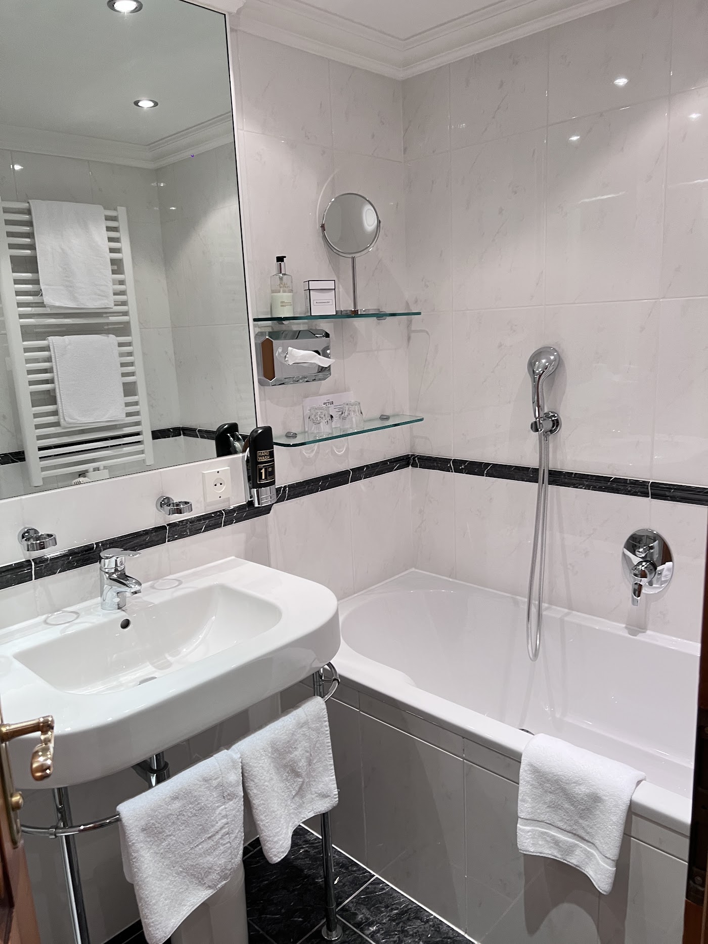Hotel Peter am Wolfgangsee, dog-friendly hotel, photo 4