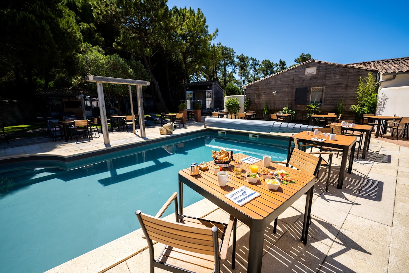 Hôtel Restaurant & Spa Plaisir, dog-friendly hotel, photo 4