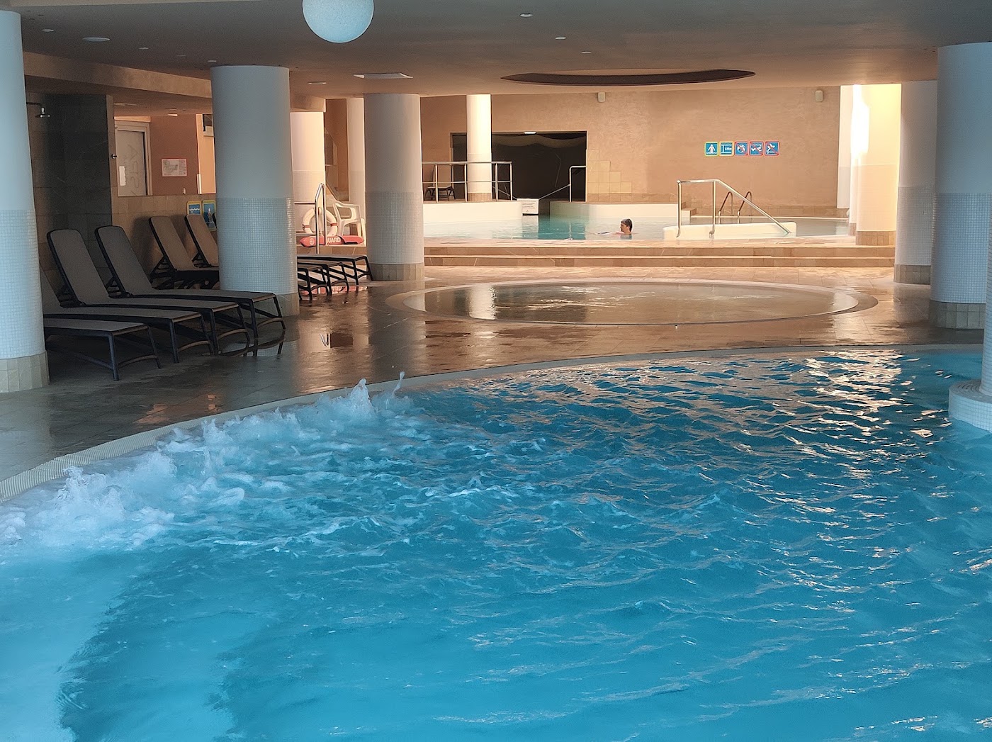 Hotel Riviera, dog-friendly hotel, photo 4