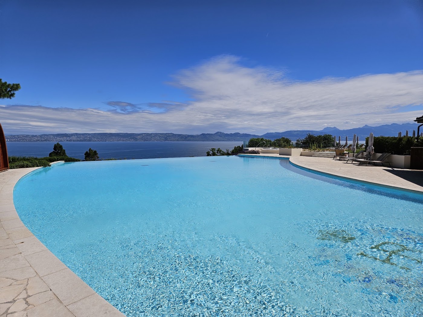 Hôtel Royal, Evian Resort, dog-friendly hotel, photo 4