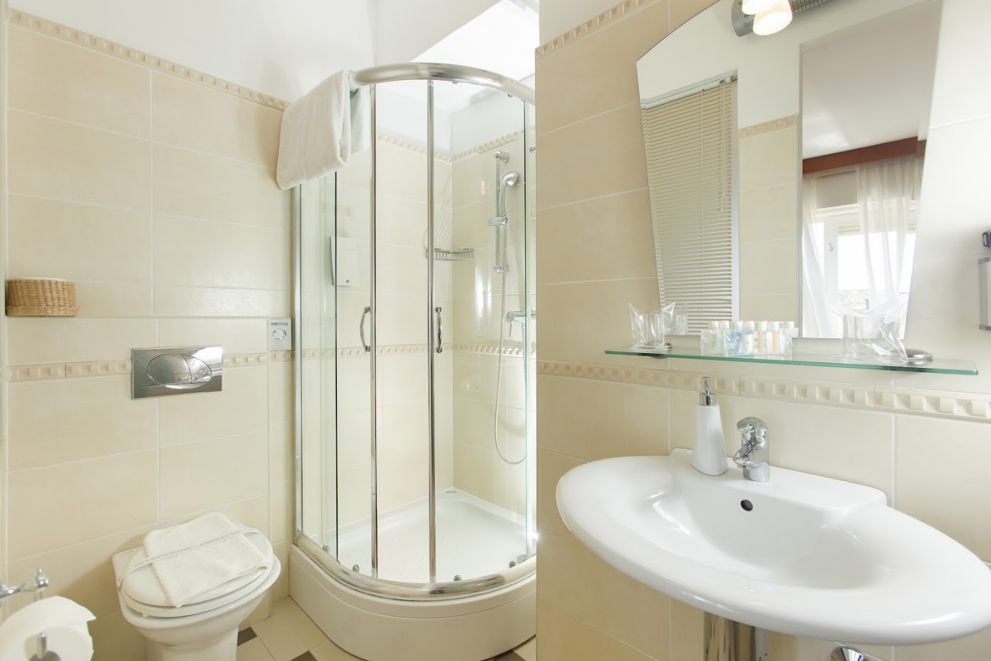 Hotel Royal Suites, dog-friendly hotel, photo 5