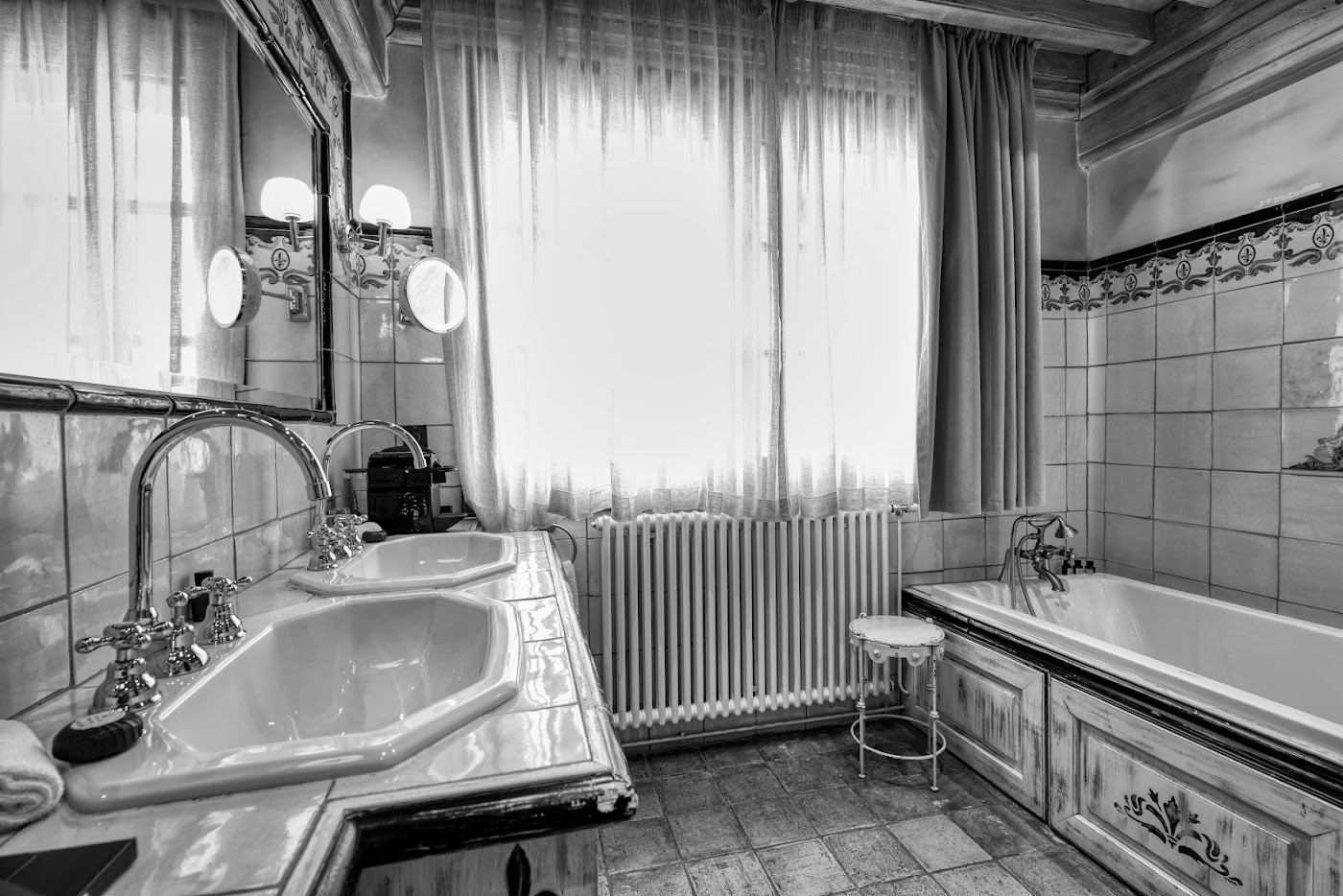 Hôtel Saint Joseph, dog-friendly hotel, photo 4