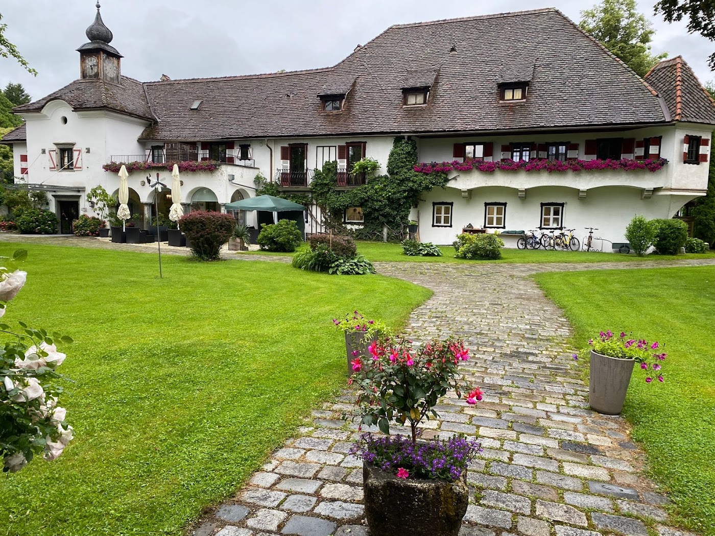 Hotel Schloss Leonstain, dog-friendly hotel, photo 5