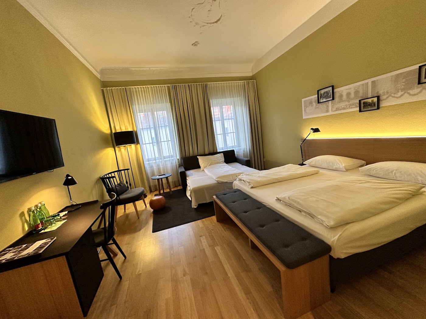 Hotel Schloss Leopoldskron, dog-friendly hotel, photo 2