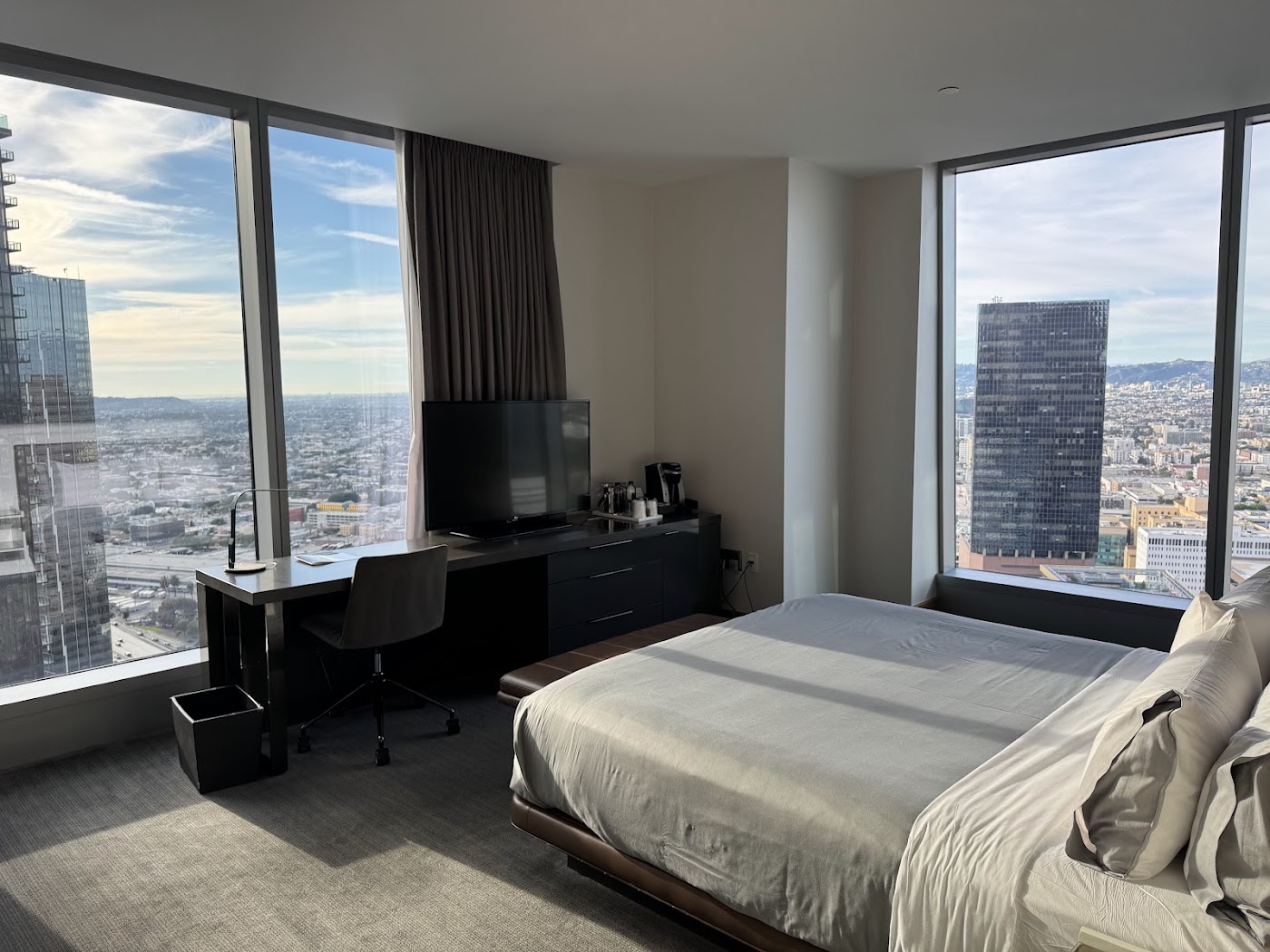 InterContinental Los Angeles Downtown, dog-friendly hotel, photo 3