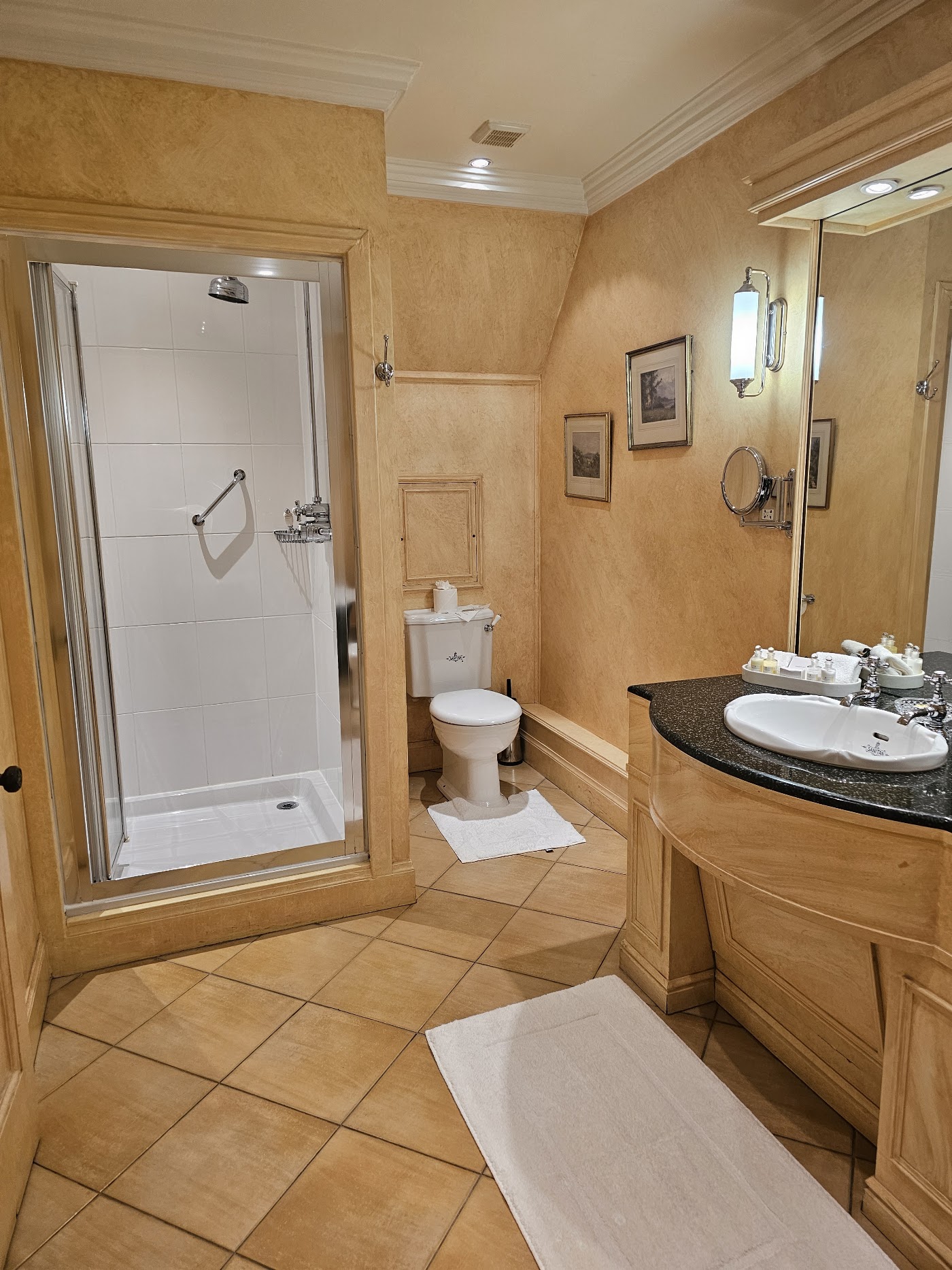 Inverlochy Castle Hotel, dog-friendly hotel, photo 4
