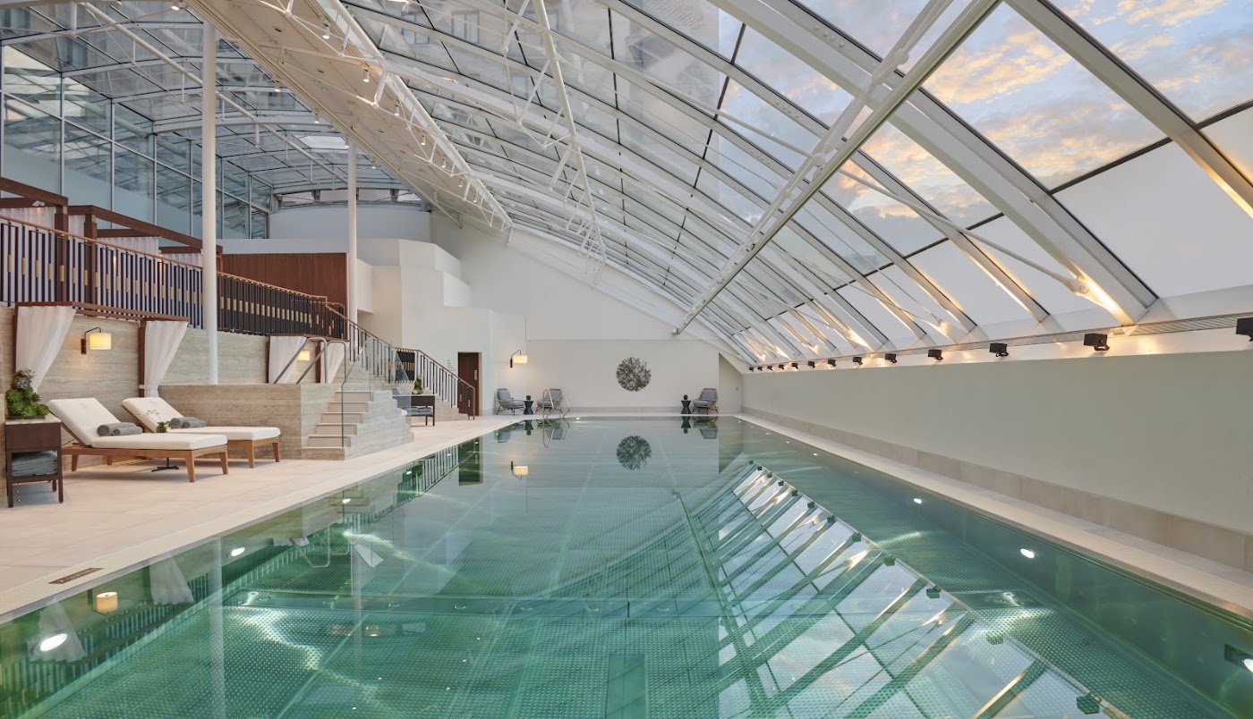 Jumeirah Carlton Tower, dog-friendly hotel, photo 4