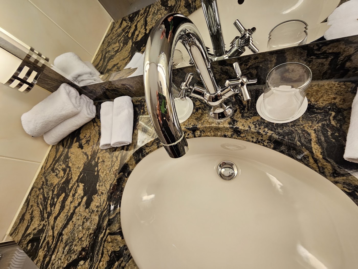 JW Marriott Hotel Berlin, dog-friendly hotel, photo 5