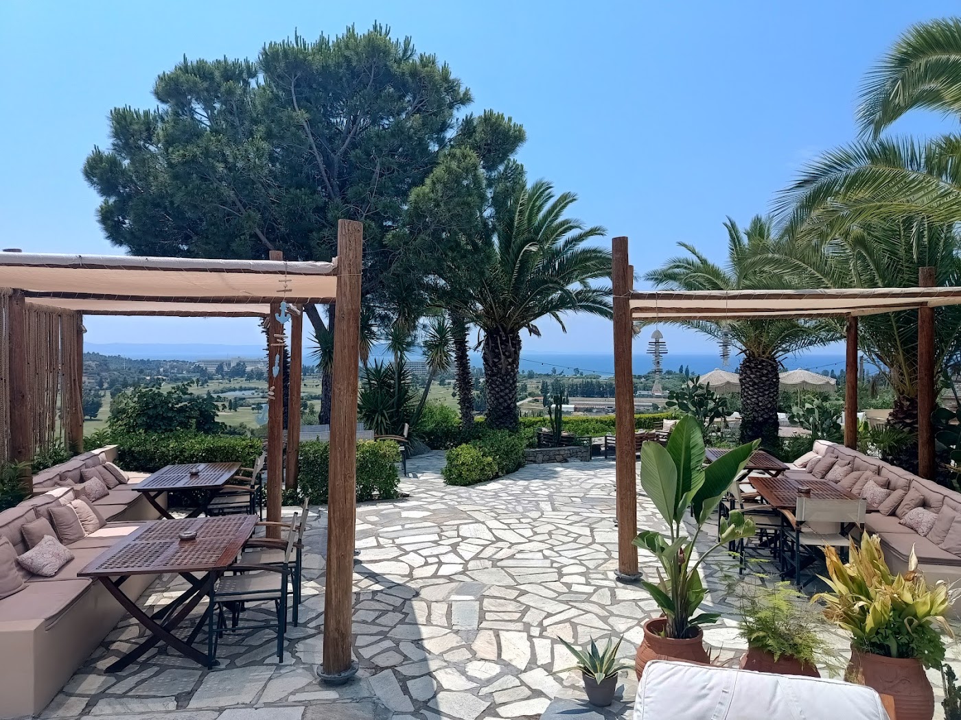 Kelyfos Hotel, dog-friendly hotel, photo 5