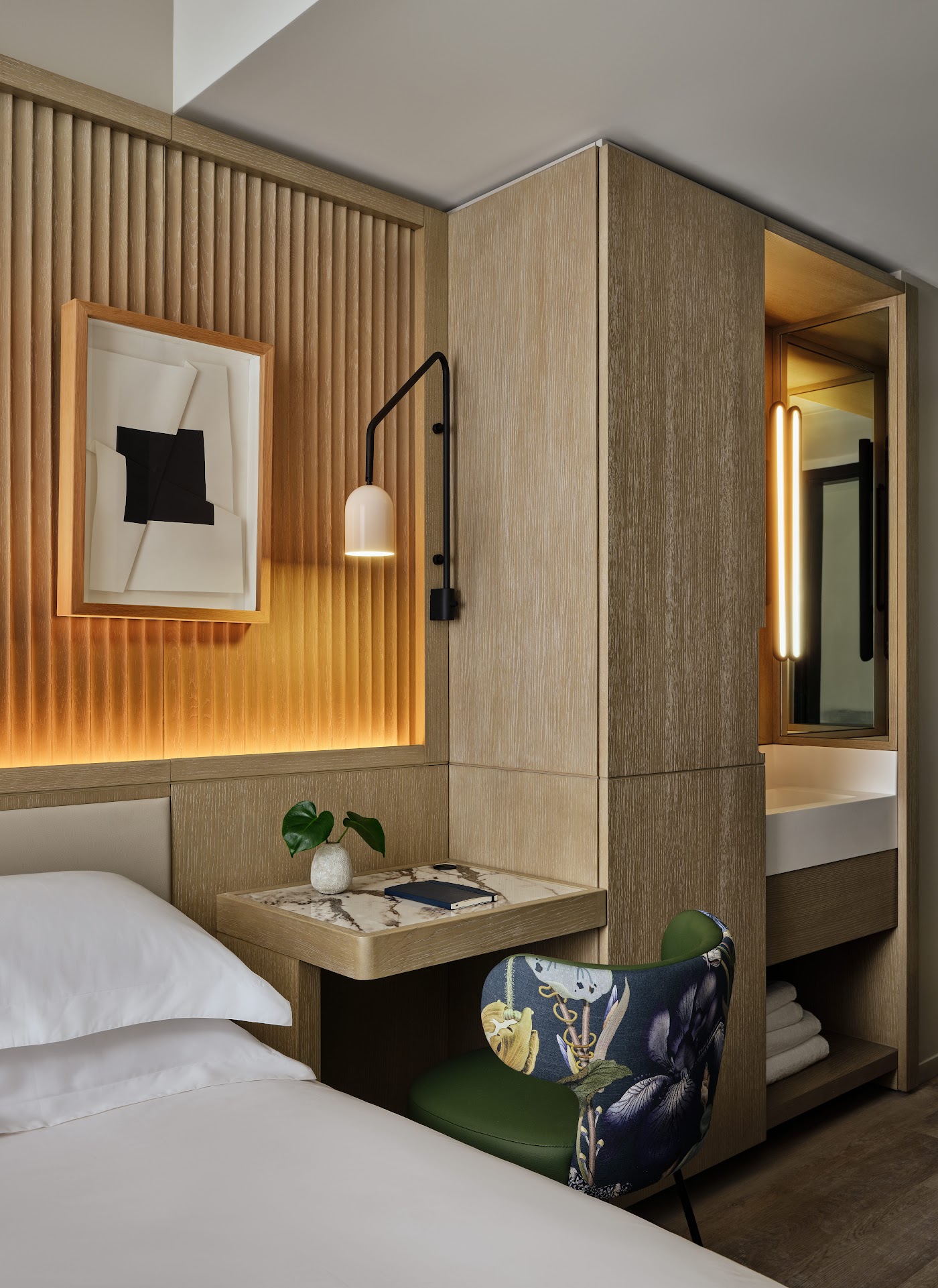 Kimpton Era Midtown New York, dog-friendly hotel, photo 5