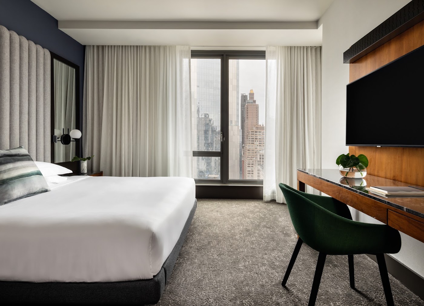 Kimpton Hotel Eventi, dog-friendly hotel, photo 3