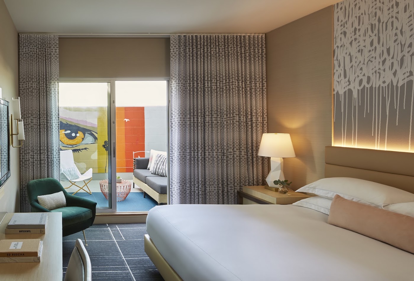 Kimpton Hotel Wilshire, dog-friendly hotel, photo 3