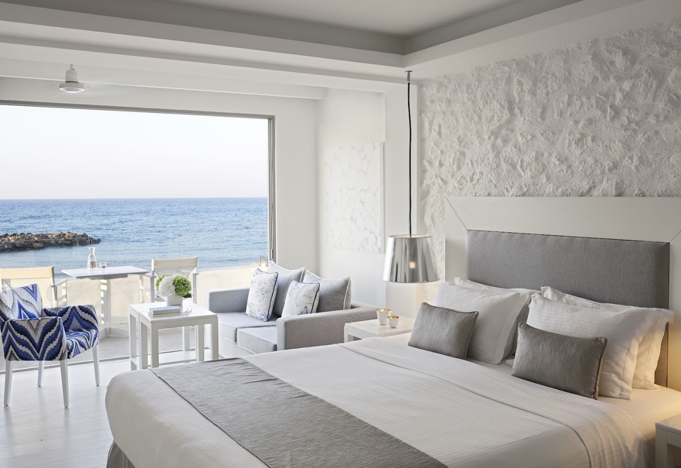 Knossos Beach Bungalows Suites Resort & Spa, dog-friendly hotel, photo 3