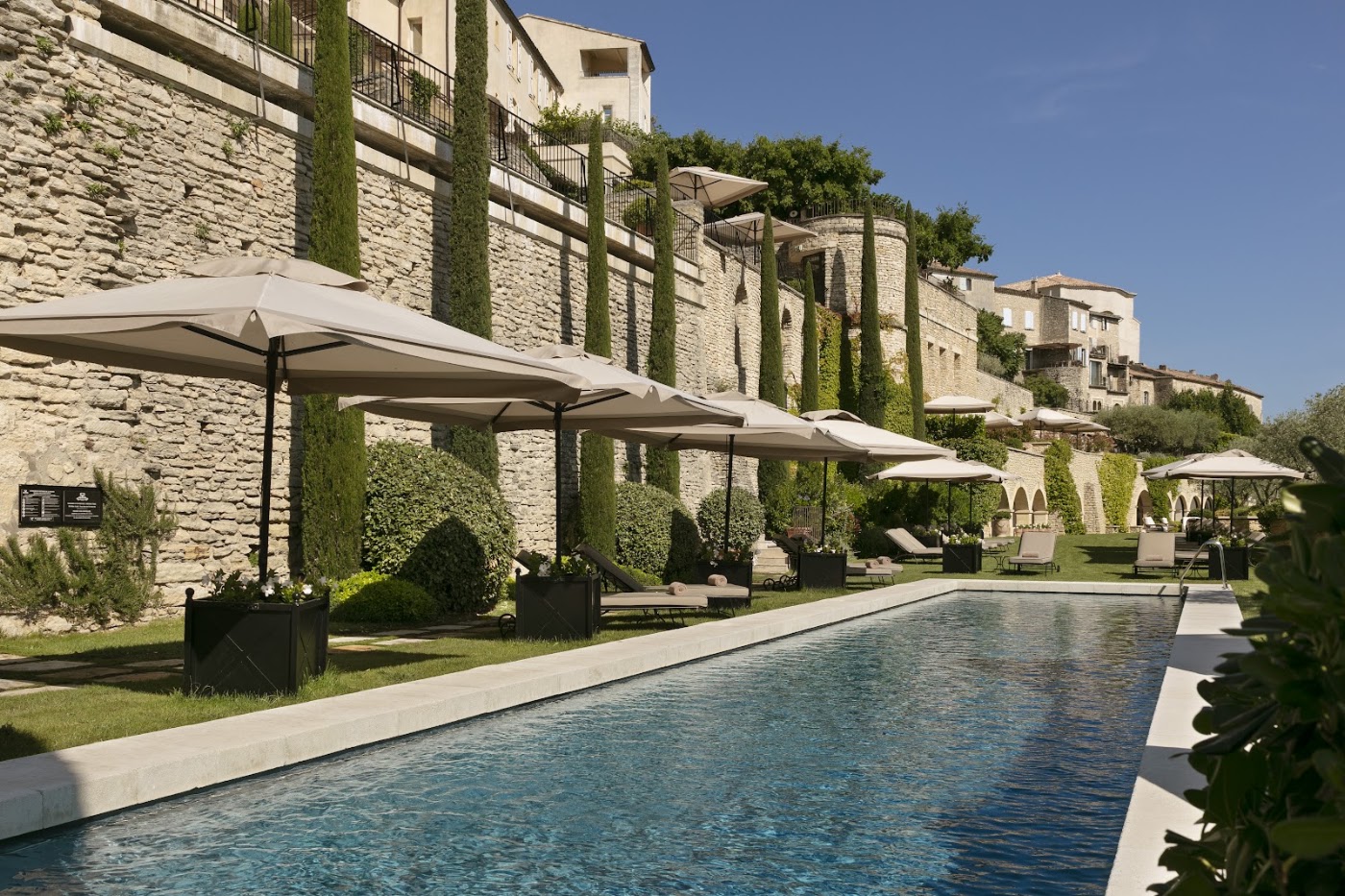 La Bastide de Gordes, dog-friendly hotel, photo 2