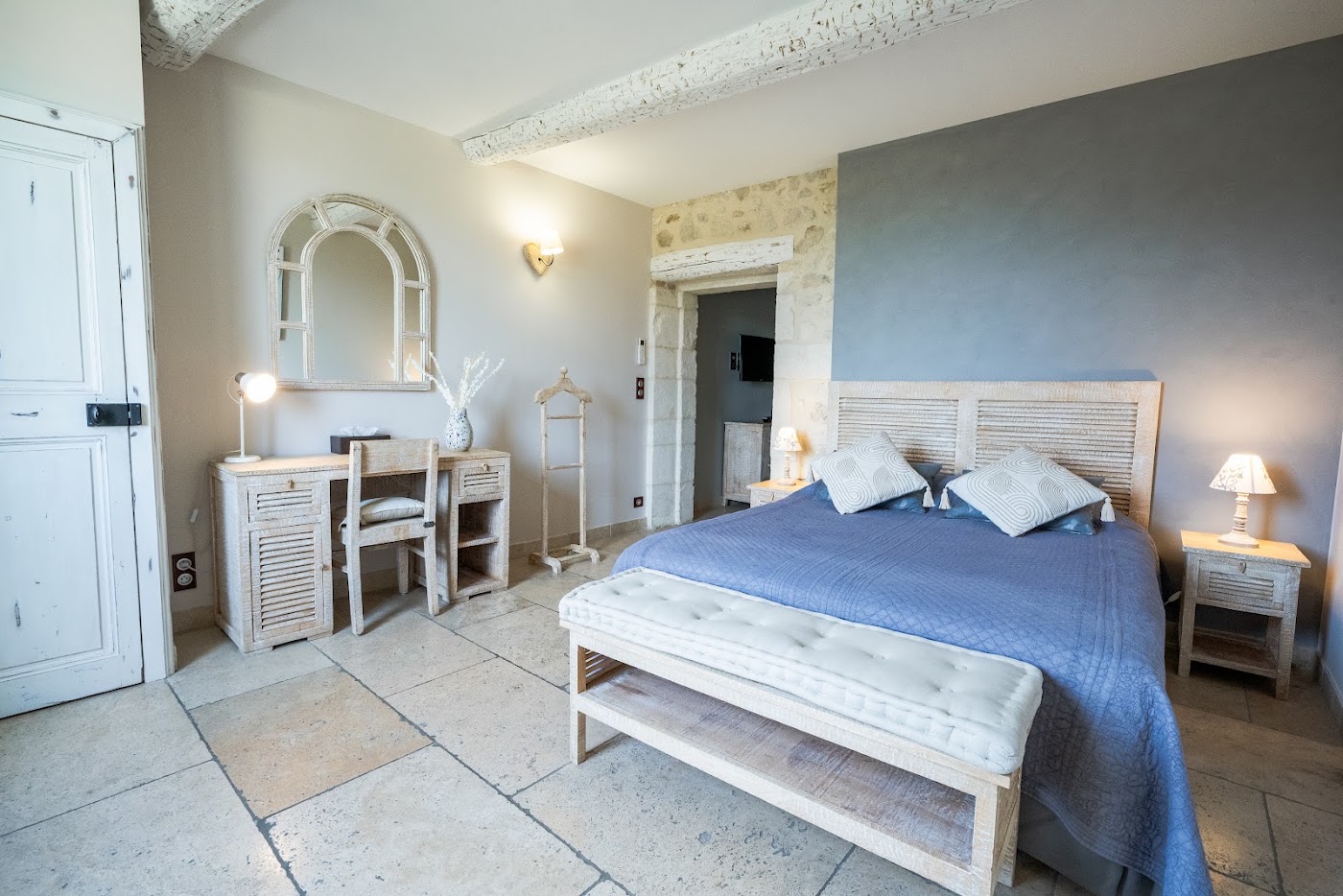 La Belle Vie, dog-friendly hotel, photo 3