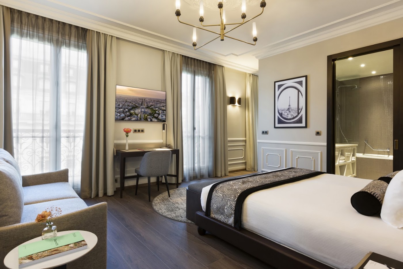 La Clef Tour Eiffel, dog-friendly hotel, photo 5