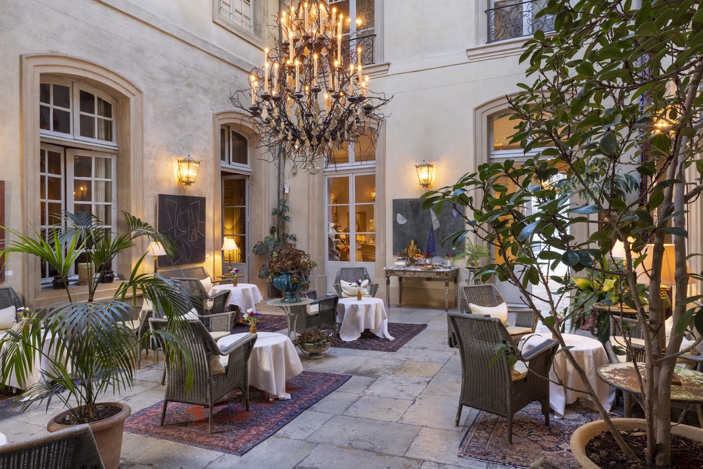 La Mirande, dog-friendly hotel, photo 2