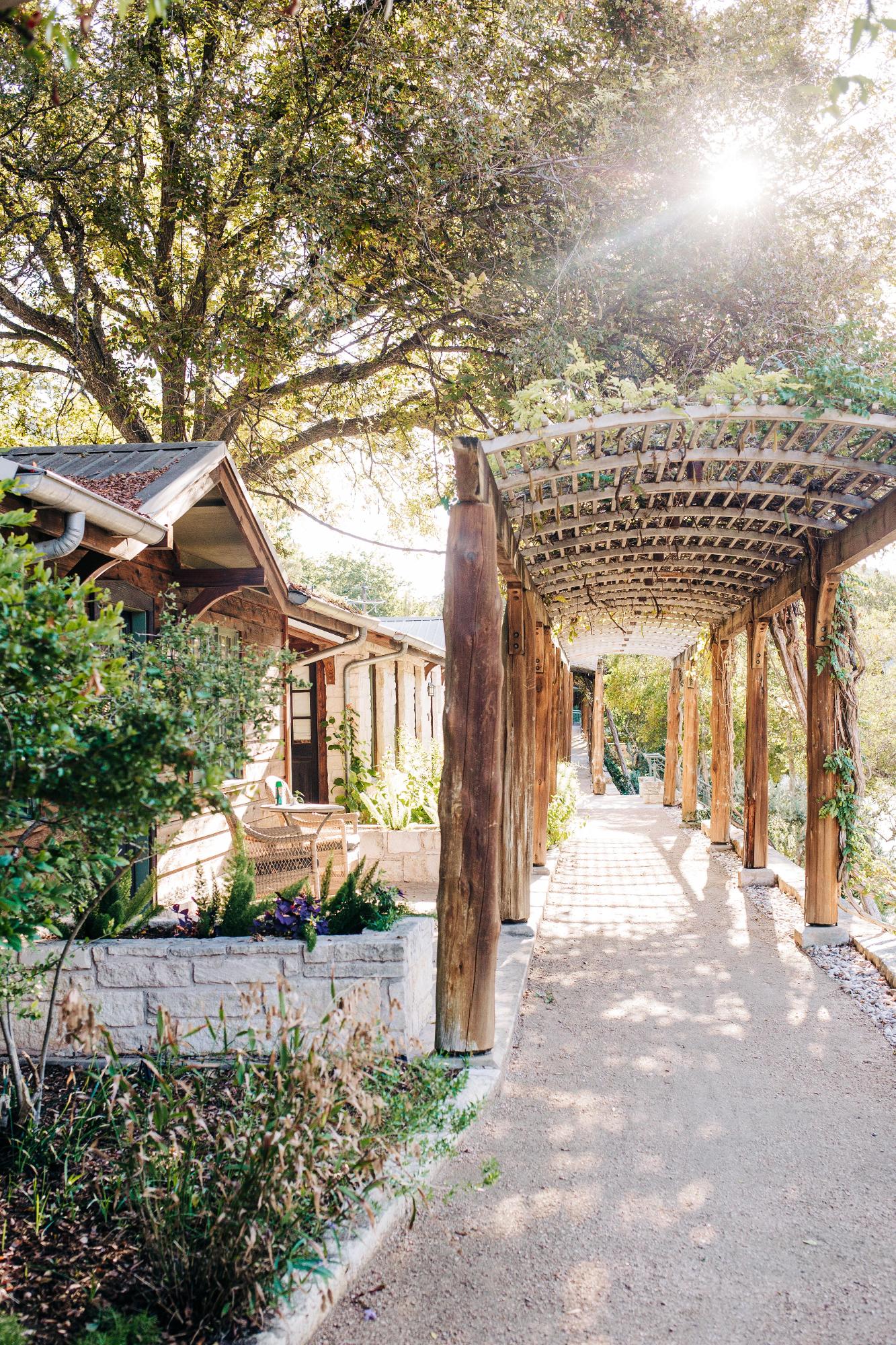 Lake Austin Spa Resort, dog-friendly hotel, photo 5