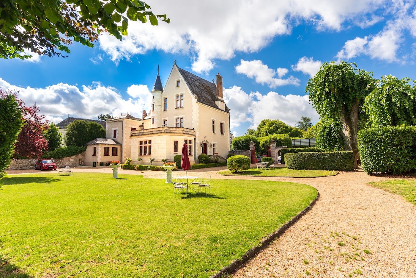 Le Manoir Saint Thomas, dog-friendly hotel, photo 2