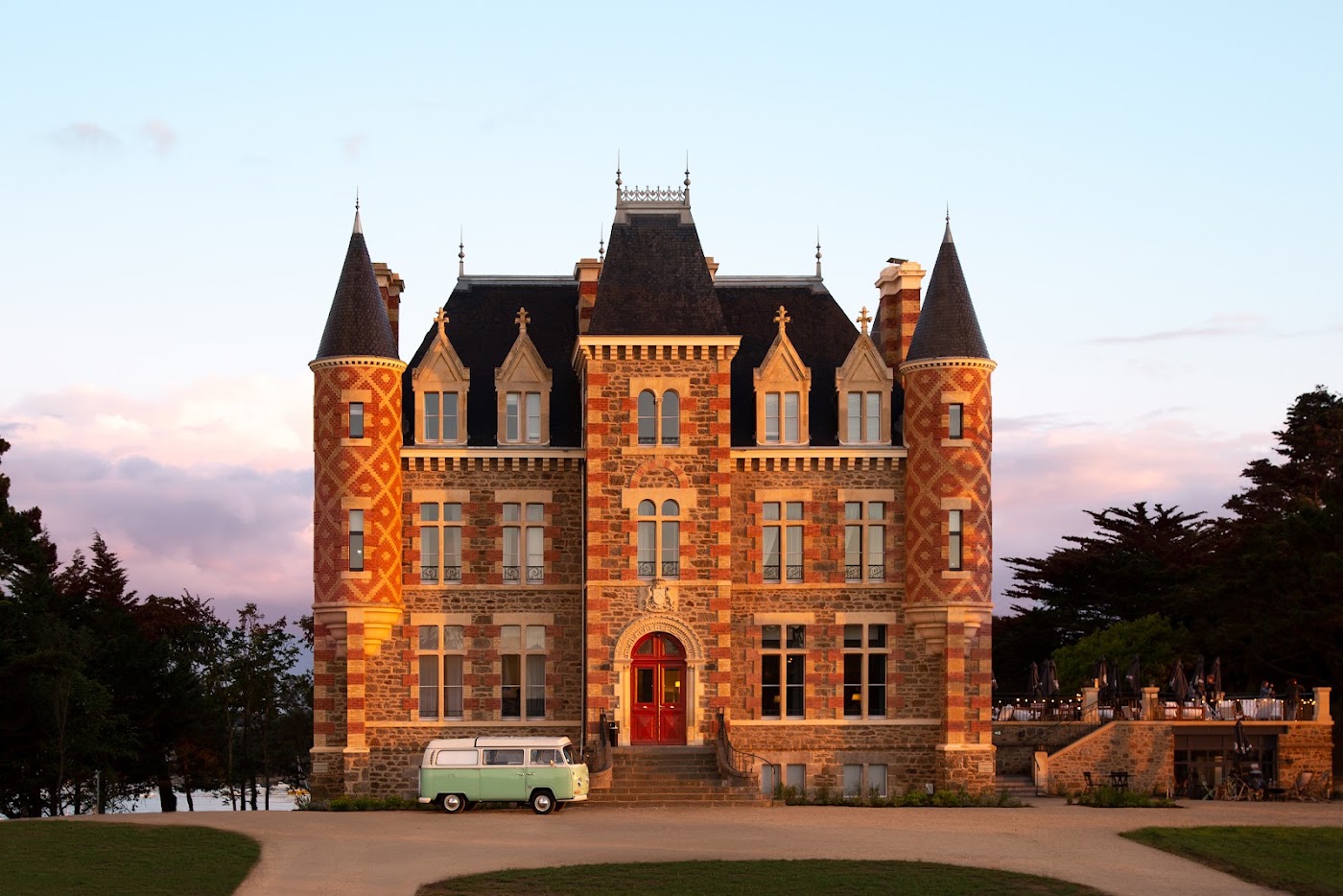 Le Nessay, dog-friendly hotel, photo 2