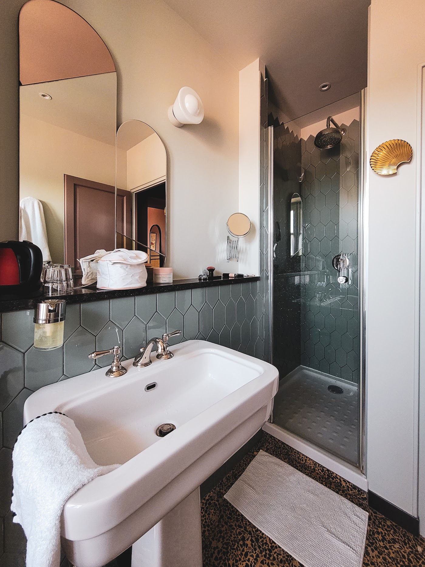 Le Petit Hôtel, dog-friendly hotel, photo 5