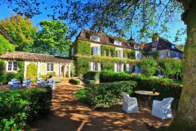 Le Vieux Logis, dog-friendly hotel, photo 2