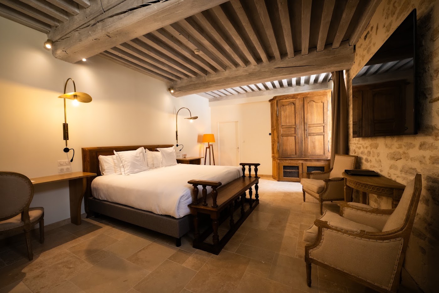 Les Remparts Hôtels & Demeures Historiques, dog-friendly hotel, photo 2