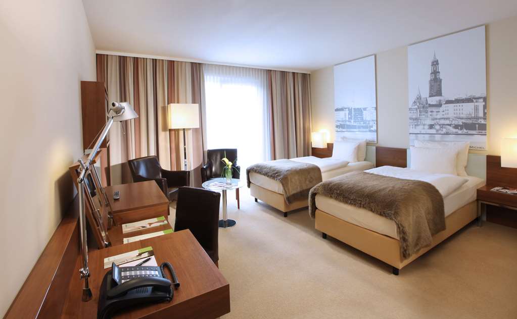 Lindner Hotel Hamburg Am Michel, dog-friendly hotel, photo 3